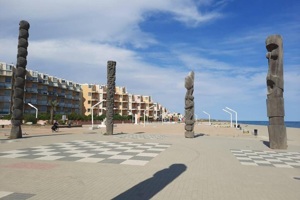 Appartement Vue Mer, Acces Direct Plage, Parking Privatif Le Barcarès Kültér fotó